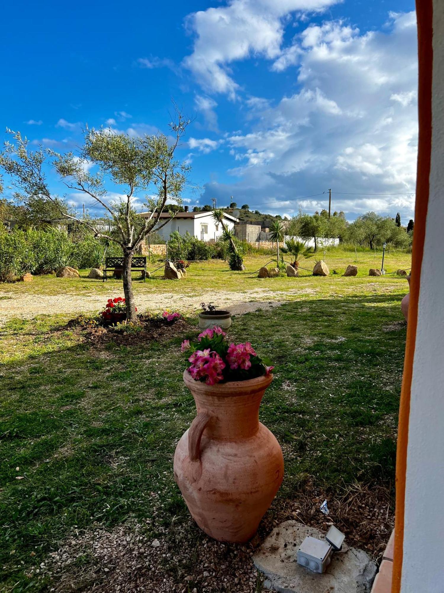 Villa Grecale Cala Liberotto Exteriör bild